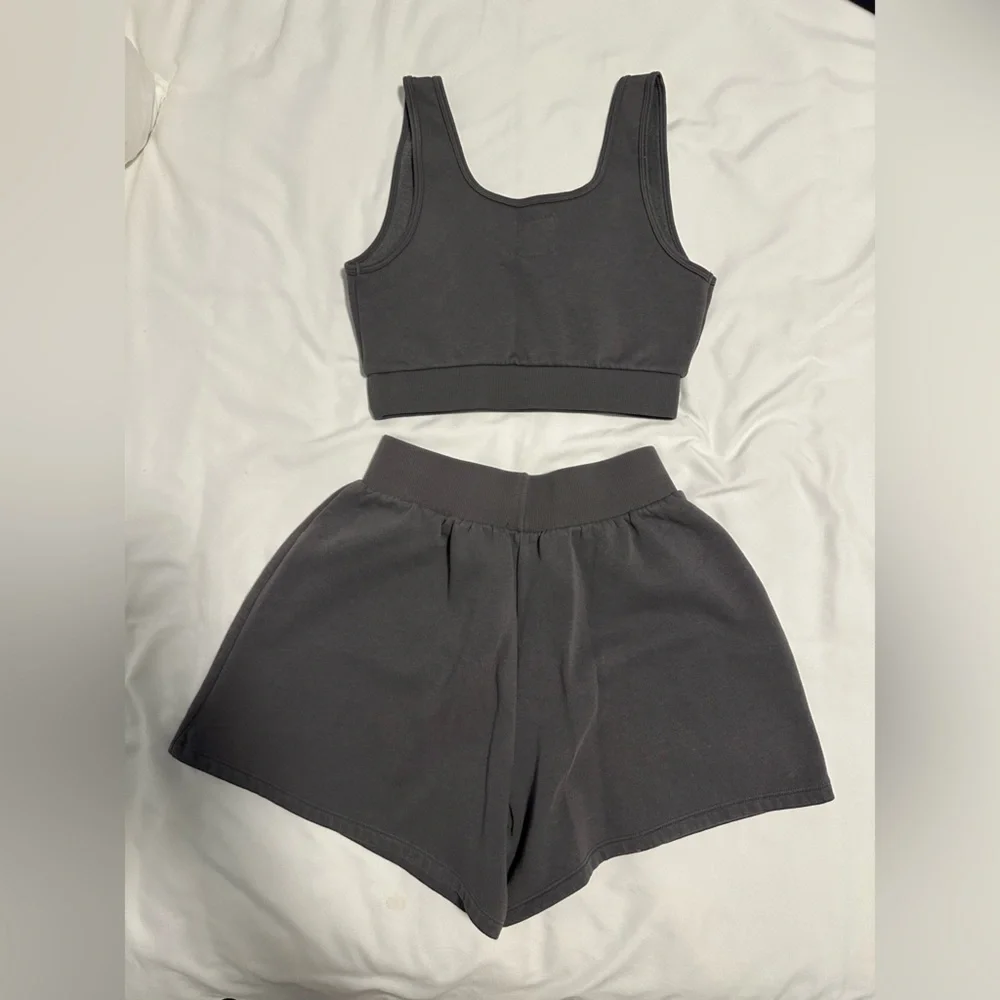 LOUNGE Gray Crop Top and Short Set - Picture 2 of 10